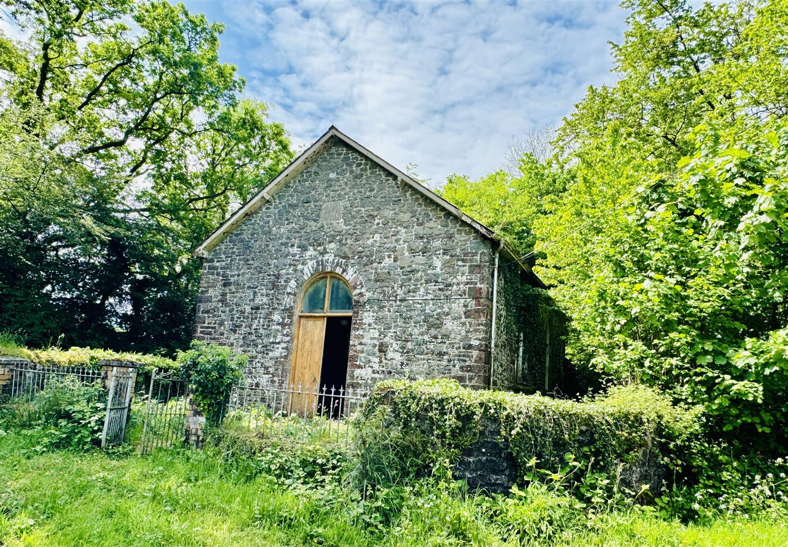 Broad Oak, Carmarthen BJP Residential